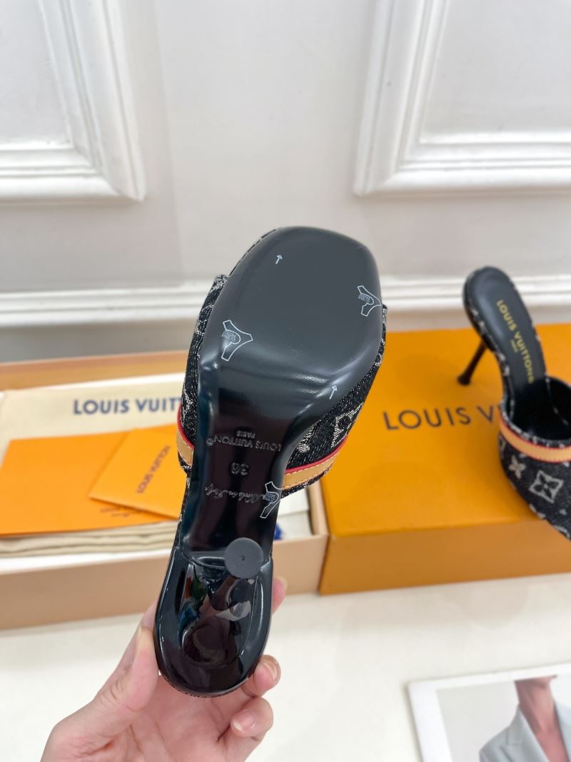 Louis Vuitton Slippers